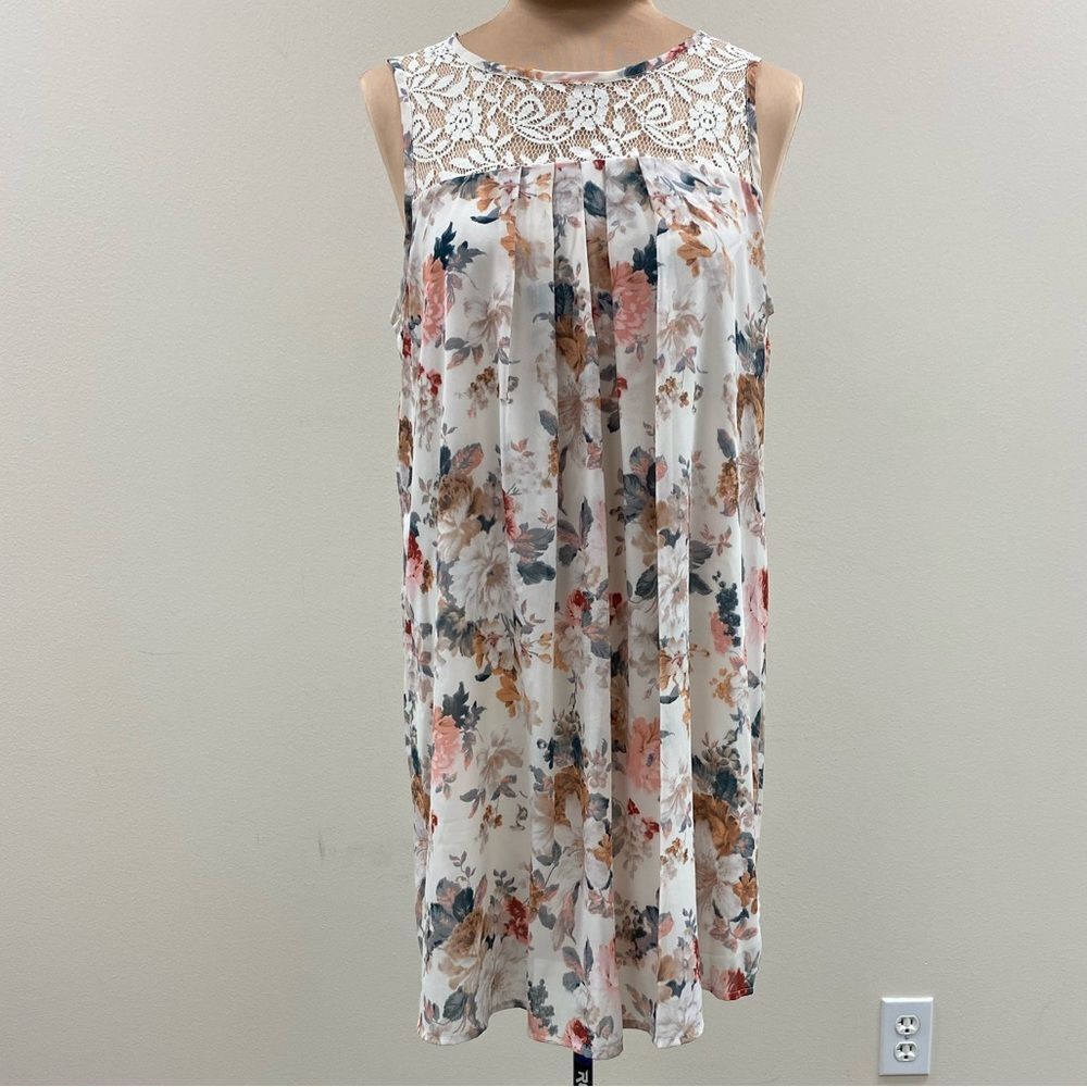 Entro lace‎ yoke white floral flowy mini dress